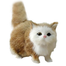 Peluche di gatto realistico, beige