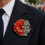 Red Friday Kunststoff-Brosche, Anstecknadel, 7