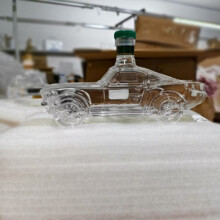 (Decantador de coche D) Nuevo decantador de whisky con forma de motor de coche, decantador de crista