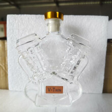 (Decantador con forma de motor A) Nuevo decantador de whisky con forma de motor de coche, decantador