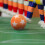 10-pack plastfotbollar 3,2 cm orange 2