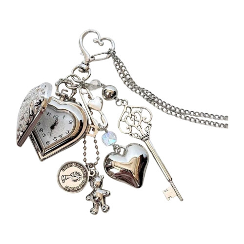 Romance Retro Heart Round Locket Keychain Featuring Cute-love