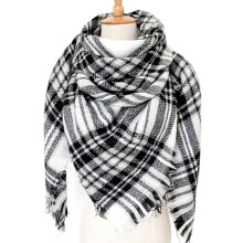 Cachecol feminino xadrez oversized com franjas