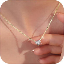 Collar con colgante de corazón de plata de ley 925 con circonita cúbica blanca