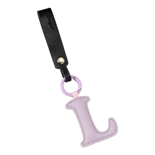 Leren sleutelhanger met Engelse letter 1