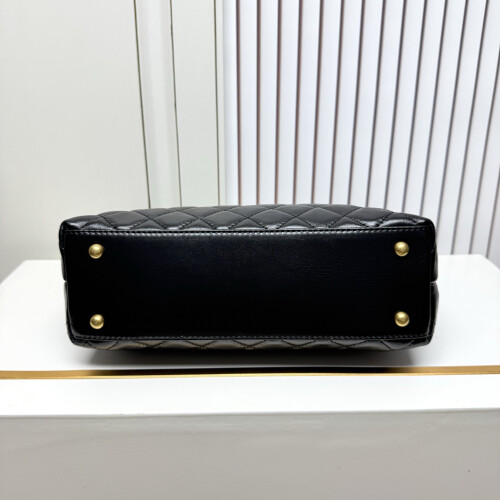 CHANEL Waxy Lucky Drawstring Tote Bag 2