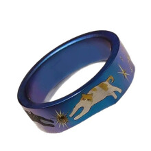 Elegant Blue Coated Cats Jumping Art Ring Suitable For Teens And
