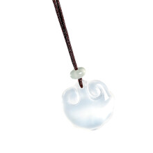 Stunning Natural Chalcedony Pendant Necklace Ethnic-Ruyi. lock
