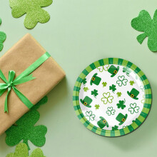 18 cm papirtallerkener til St. Patricks dag (10-pakning)