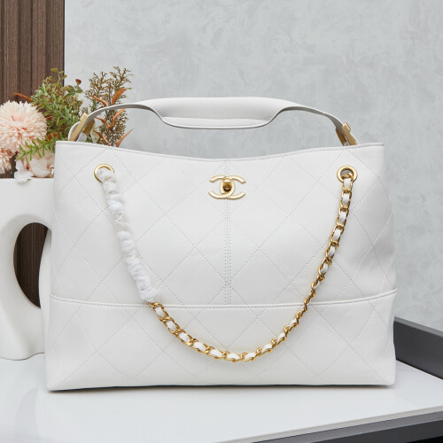 Chanel 25A Grey Suede Tote 99788