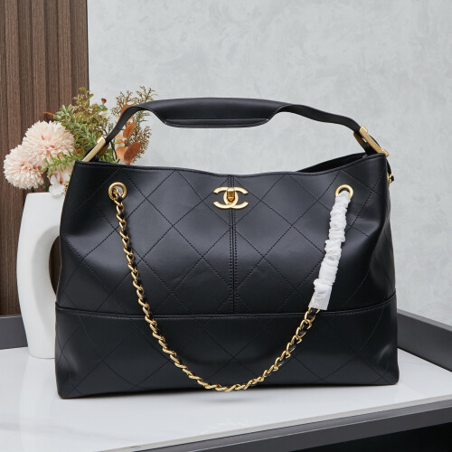 Chanel 25A Grey Suede Tote 99788