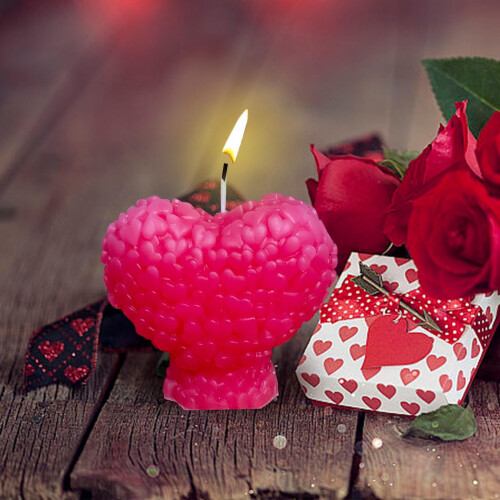 Herzförmige Aromakerze zum Valentinstag