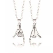 2 Pcs Matching Necklaces for Couples, Relationship Necklaces for Best Friend Boyfriend Soulmate Gifts Pull Hook Pendant