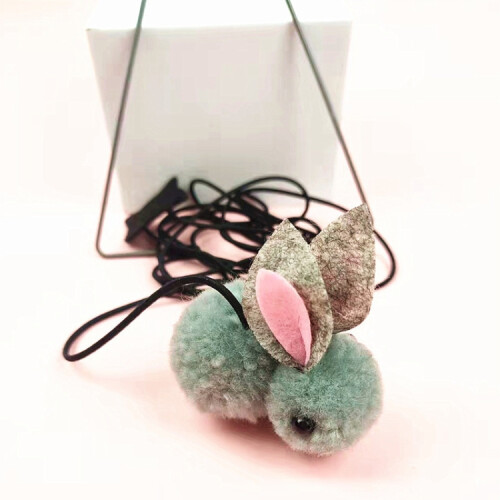 Retractable cat toy for hanging on doors (grass green rabbit)