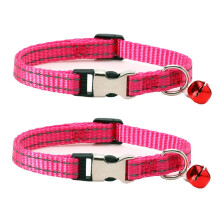 Due collari per gatti in nylon riflettente con campanellino per l'uso notturno, taglia XS 1,0x19-30 cm (non incisi, rosso rosato).