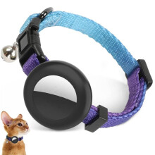 Custodia in silicone per AirTag 2a generazione / AirTag 1a generazione, collare per gatti con campanellino e sfumatura arcobaleno (blu