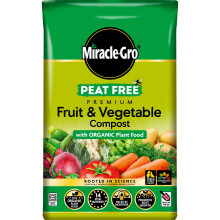 Miracle-Gro PEAT FREE Premium Fruit & Vegetable Compost with Organic Plant Food, 40 litre