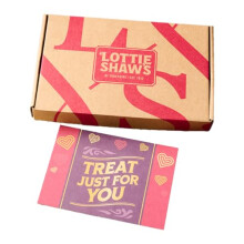 Lottie Shaws Letter Box Pack of 4 Traditional Oat Flapjacks with Cherries Almond Flavouring 400g Seriously Good Yorkshire Treat Great Gift for Pos