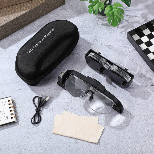 180% Magnifier Glasses with LED Light for Reading Sewing Loupes 2