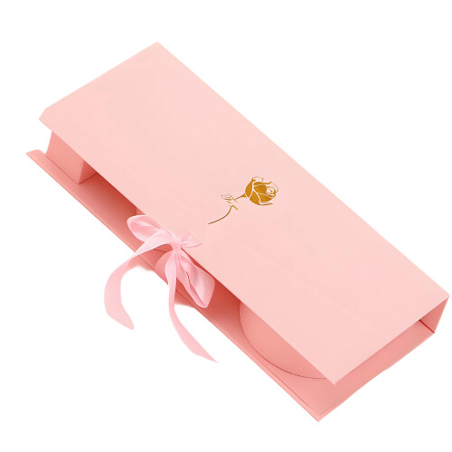 Geschenkbox mit Buchstabenkombination aus Pappe für-Rosa