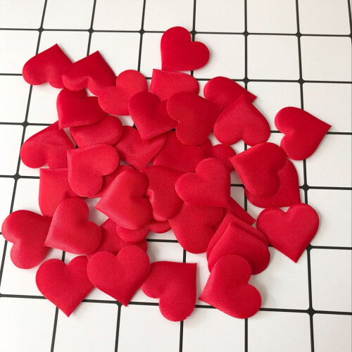 Hjerteformede stofblade til bryllup og valentinsdag 2