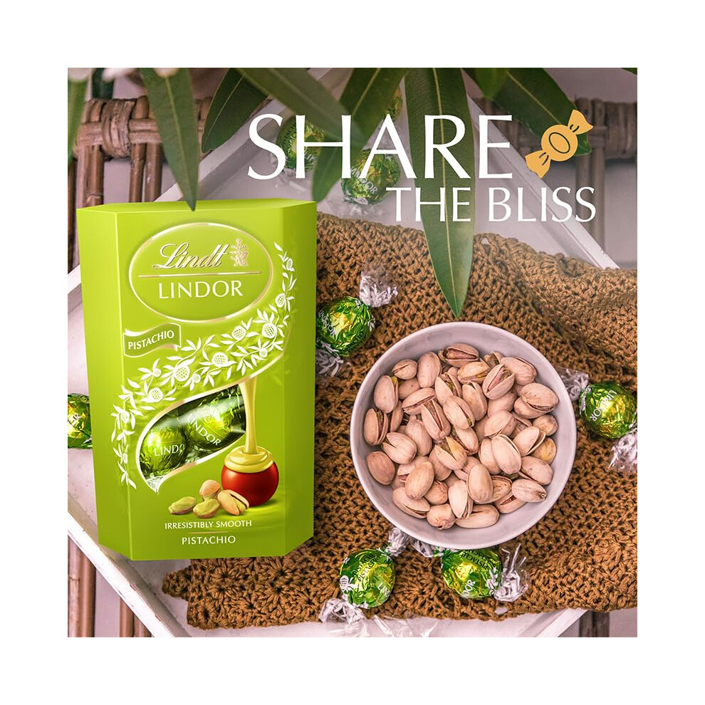 Lindt Lindor Pistachio Chocolate Truffles – 200G Box Approx 16 Balls – Smoo