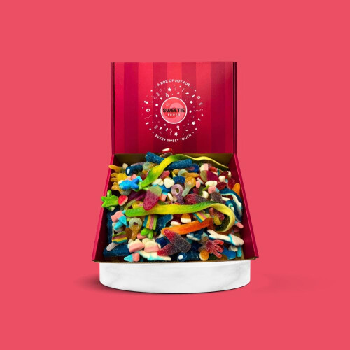 Sweetie Tooth Premium Random Pick  Mix Hamper Gift Box  Random Pick  M 2