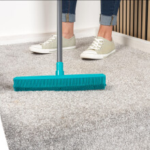 Beldray Antibac Pet Plus Rubber Head Broom – Floor Carpet Cleaning Brush Wi