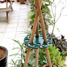 KINGLAKE 6 Pcs Wigwam Cane Grips, Sweet Pea Runner Bean Support Frame (Bamboo Pole not Included), Wigwam Cane Support Holder Connectors for Climbing