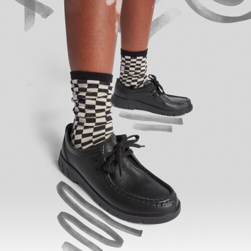 Clarks Branch Low Youth Black Leather 1
