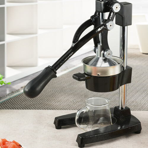 1Pc Manual Citrus Juicer Orange Pomegranate Squeezer Black 2
