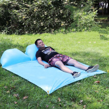 Wasserdichte, luftgefüllte Picknickdecke für den Außenbereich, geeignet für Sand, Strand und Gras, Ausführung: Doppelt (Farbe zufällig)