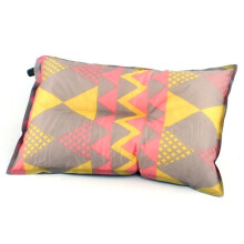 Almohada autoinflable portátil de estilo étnico para acampar al aire libre, tiendas de campaña y viajes en coche (estampado floral rojo