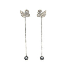 (10) Rose gold black and white pearl gradient swan earrings earrings earrings compatible with girlfriend Valentine's Day gift