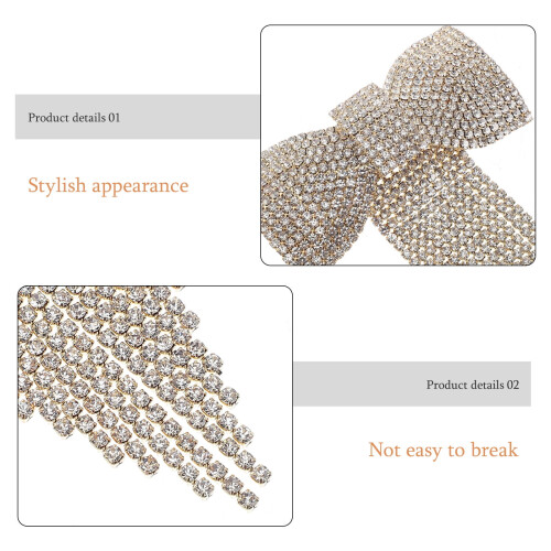 Presilha de cabelo dourada em metal com laço, strass e borla. 2