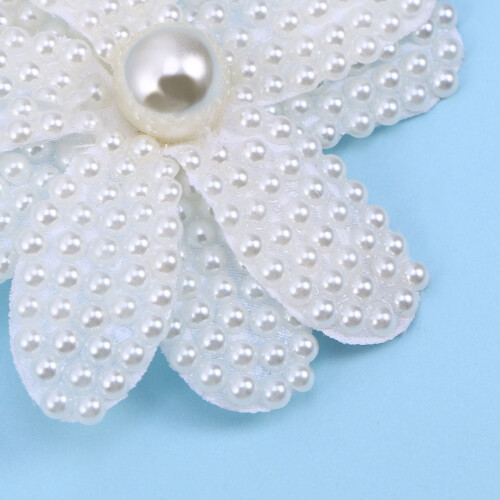 Pince à cheveux fleur de perle blanche 7,5 cm 1