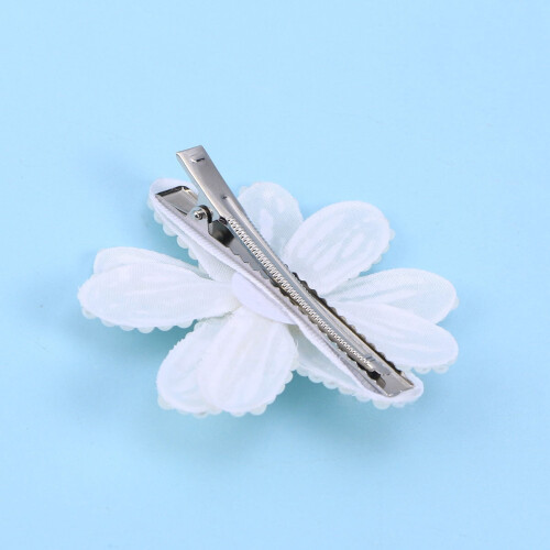 Pince à cheveux fleur de perle blanche 7,5 cm 2