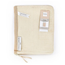 Doudou and Company - Happy Wild Health Record Protector