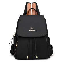 Minimalistischer Nylon-Rucksack im koreanischen Stil, vielseitig für Alltag, Business und Schule.