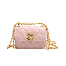 Rosa Mini-Stepptasche mit Kette, luxuriöse und schicke quadratische Umhängetasche für Damen