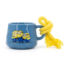 Lumânare parfumată Minions în cană ceramică – Aromă florală fructată