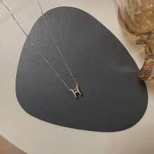 Monogram Navn Choker Halskæde, Skinnende Finish H-Form Design Geometrisk Vedhæng med Justerbar Kæde, Personlig CZ Initial Halskæde til Kvinder,