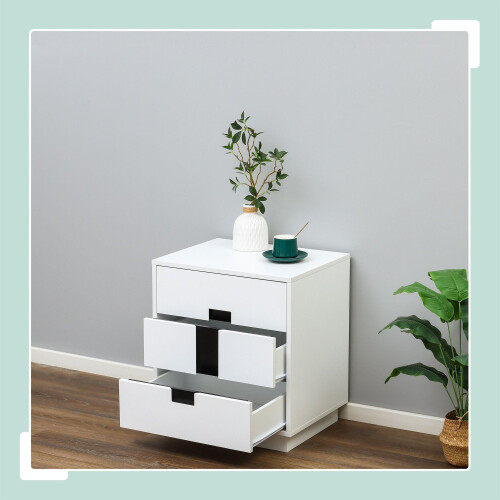 Witte commode met 4 ruime lades 2