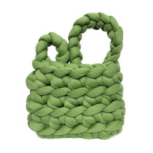 Sac cabas en laine – Matière pelucheuse, 470 g