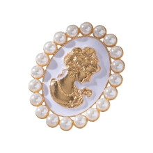 Regal Parels Versierd Broche Legering Accessoire voor-Witte L