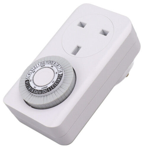 Mekanisk timer 3200W UK-plugg 30 min–24 timer