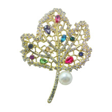 Stylish Crystals Encrusted Maple Brooch Elegant Women Fashion