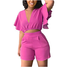 Set top și pantaloni scurți cu decolteu în V și volane pentru femei