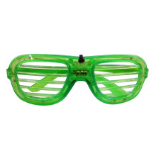 LED-Sonnenschutzbrille mit Blende – 3 Blitzmodi, 5 Farben