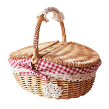 Coș de picnic oval vintage din răchită cu căptușeală din bumbac și in